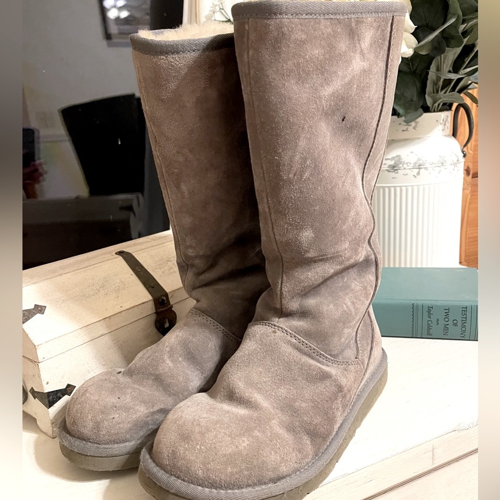 Gray Uggs - image 2